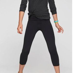 Athleta girl chit chat capri leggings